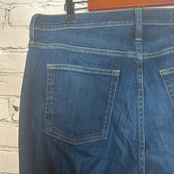 J. Crew Vintage Slim Straight Frayed Hem Blue Jeans Size 32 Petite - Picture 9 of 15